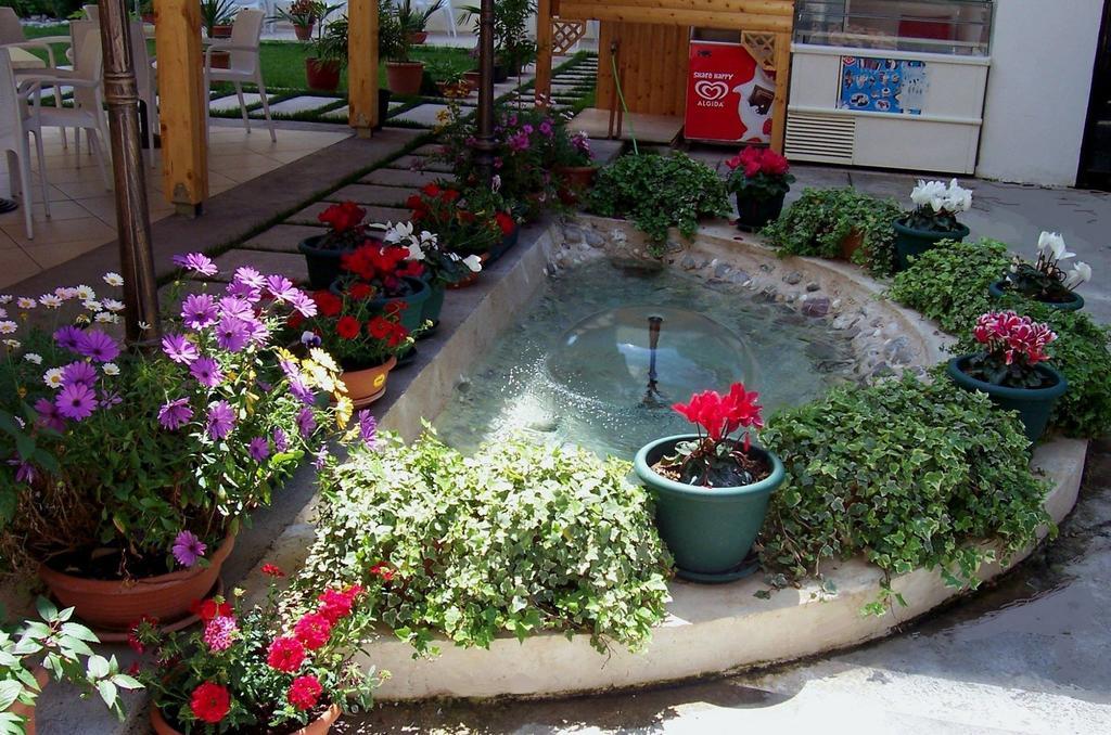 Kruja Hotel Tiranë Ngoại thất bức ảnh